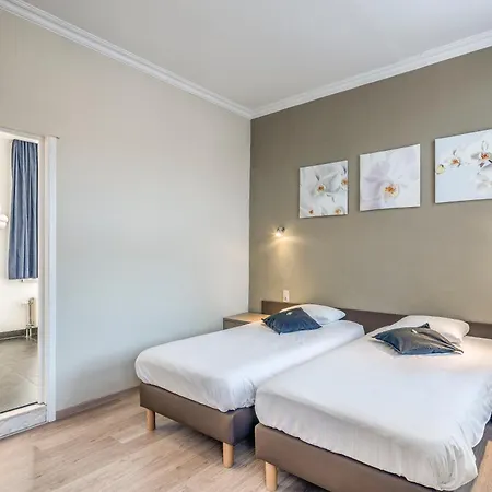 New De Lives 3* Namur