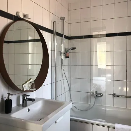 Hotell New De Lives