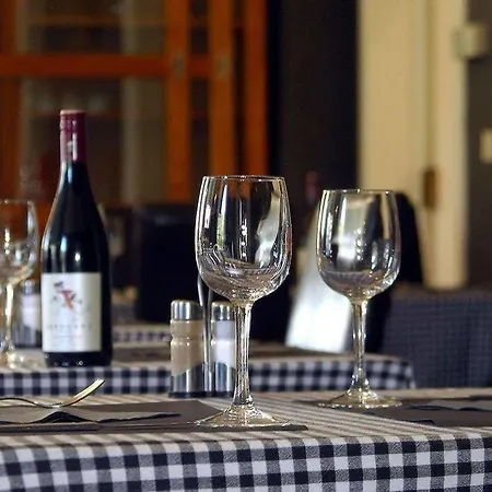 Otel New De Lives 3*