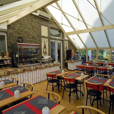 New De Lives 3* Namur