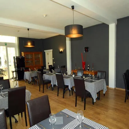 New De Lives Hotel 3*