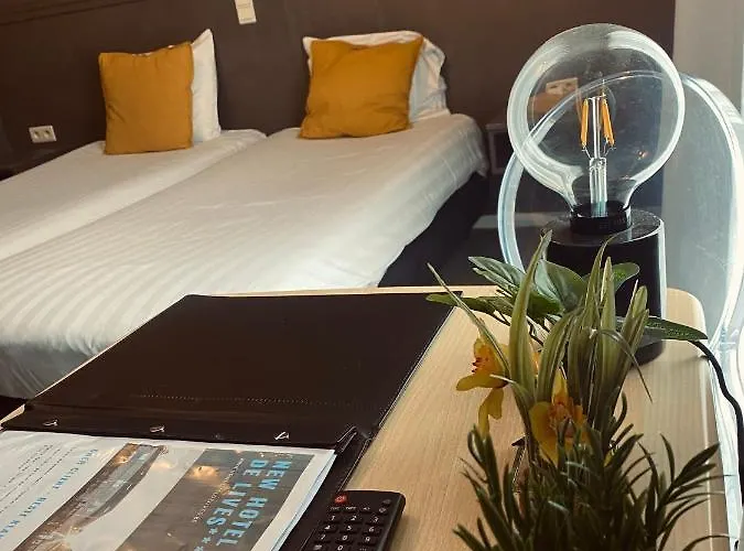 New De Lives 3* Namur