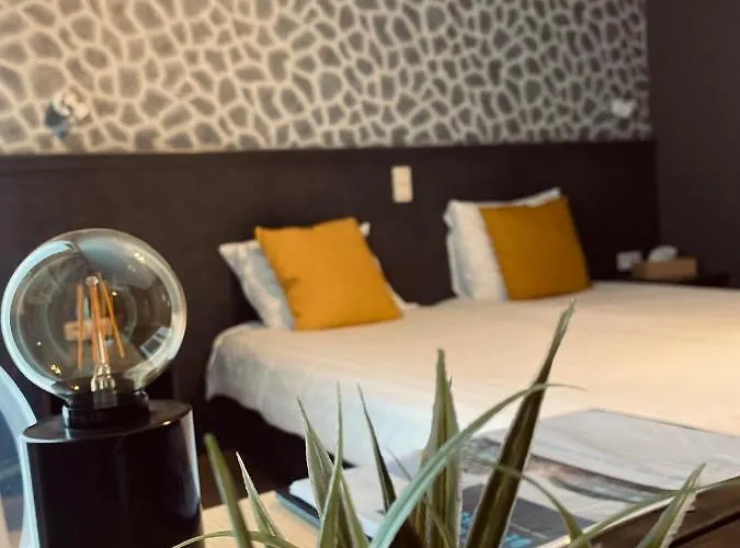 New De Lives Szálloda Namur