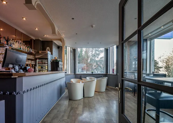 New De Lives Szálloda Namur