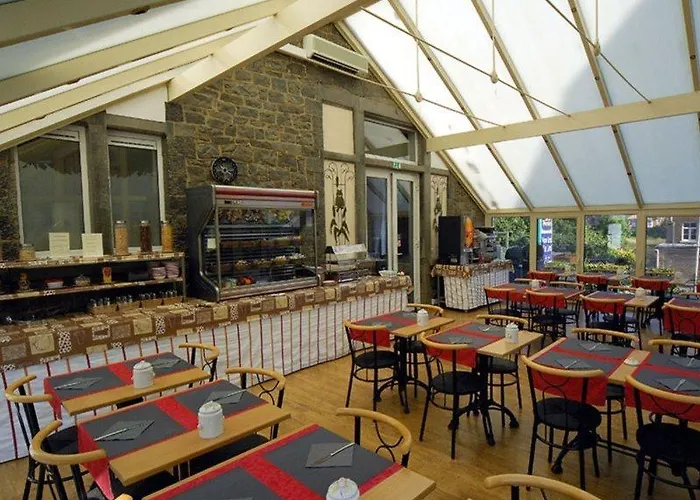 Szálloda New De Lives Namur