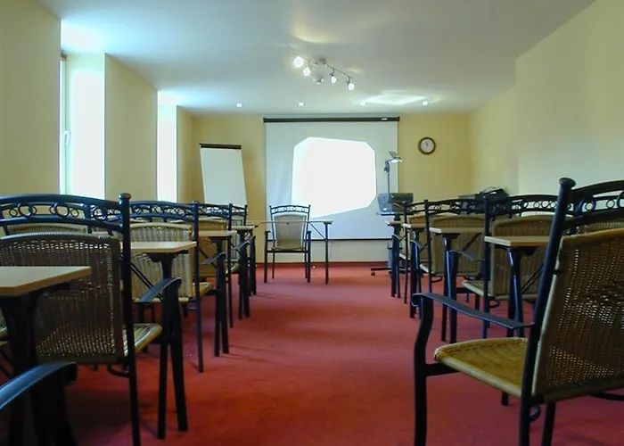 Szálloda New De Lives 3*