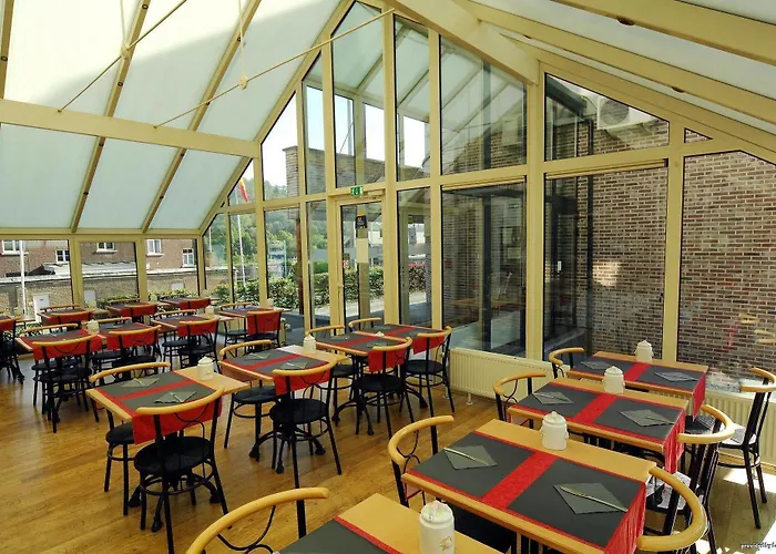 New De Lives Szálloda Namur