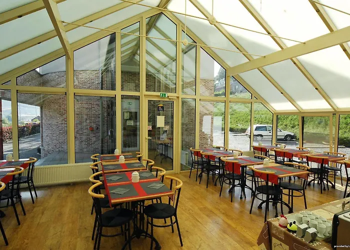 Szálloda New De Lives 3*