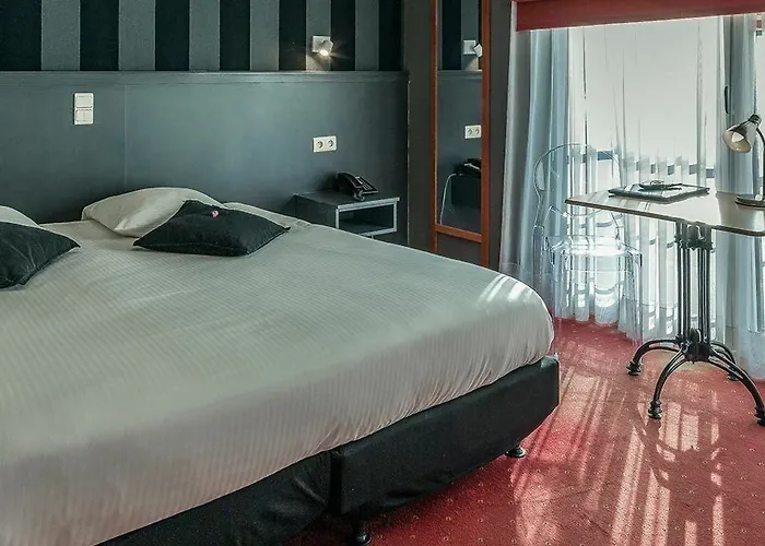 New De Lives 3* Namur