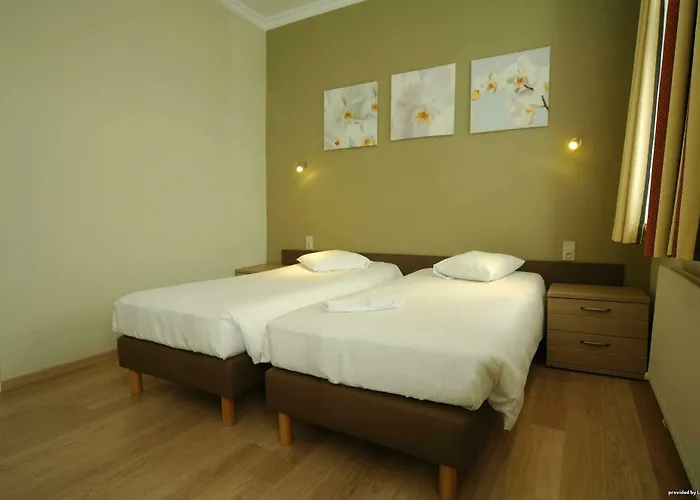 Szálloda New De Lives 3*